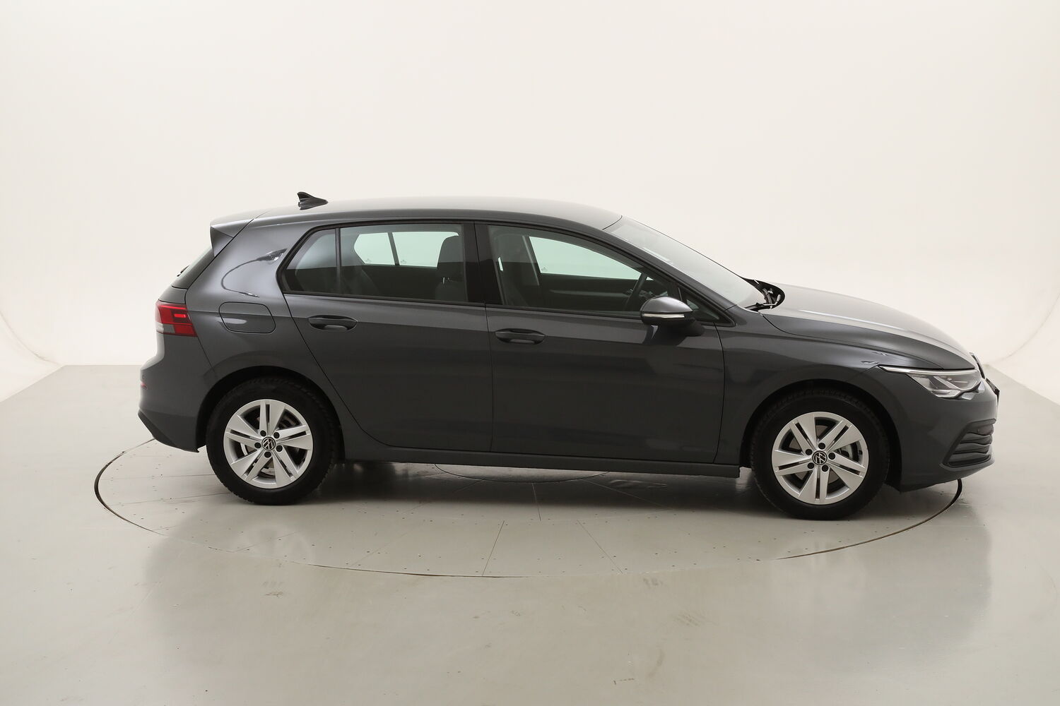 Volkswagen Golf Life DSG usata del 2021 con 67.908 km