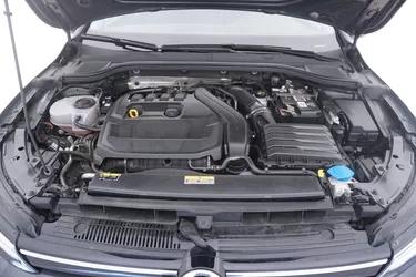 Volkswagen Golf Life DSG 1.5 Mild Hybrid 130CV Automatico Vano motore