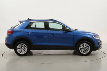 Volkswagen T-Roc Life DSG 2.0 Diesel 150CV Automatico Volkswagen T-Roc Life DSG 2.0 Diesel 150CV Automatico