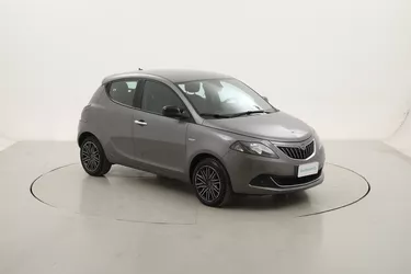 Lancia Ypsilon Hybrid Silver Plus 1.0 Mild Hybrid 70CV Manuale