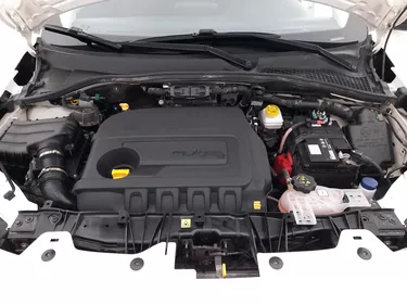 Fiat Tipo City Life 1.3 Diesel 95CV Manuale Vano motore