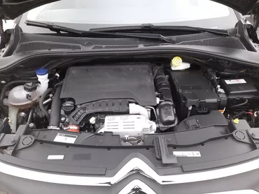 Citroen C3 Shine 1.2 Benzina 110CV Manuale Vano motore