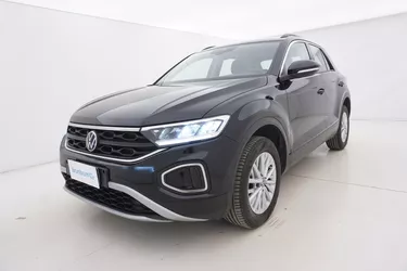 Volkswagen T-Roc Life DSG 1.5 Benzina 150CV Automatico Visione frontale