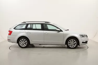 Skoda Octavia Wagon Executive DSG 2.0 Diesel 150CV Automatico Skoda Octavia Wagon Executive DSG 2.0 Diesel 150CV Automatico