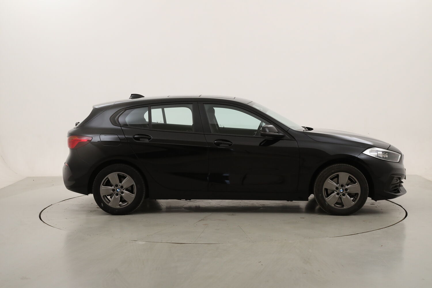 BMW Serie 1 116d Advantage usata del 2022 con 71.293 km