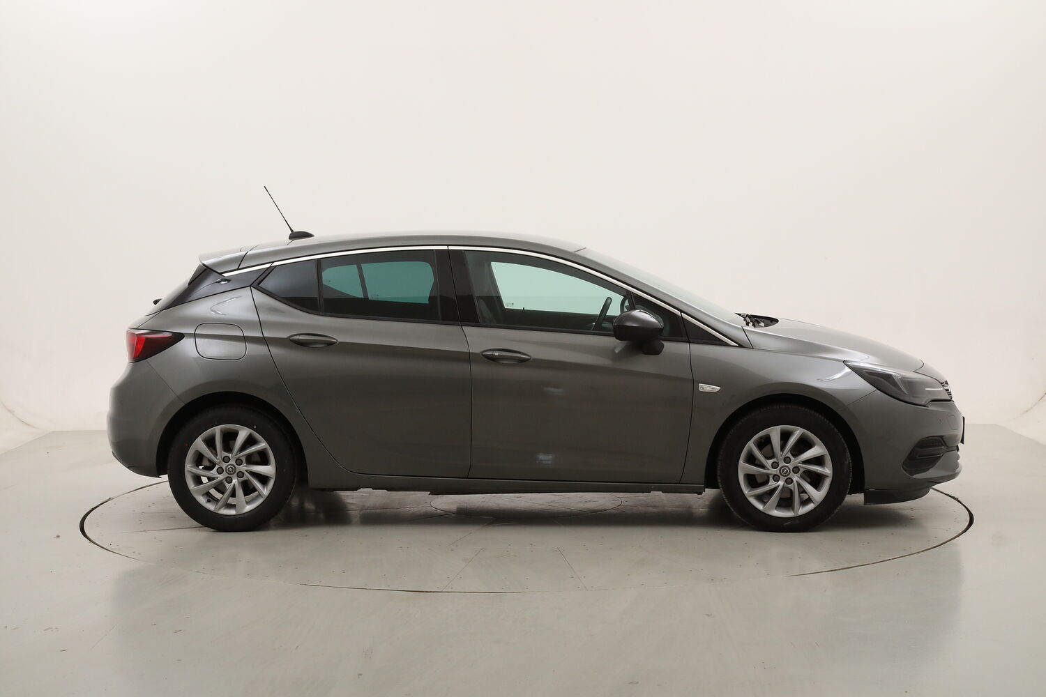 Opel Astra Business Elegance usata del 2021 con 56.229 km