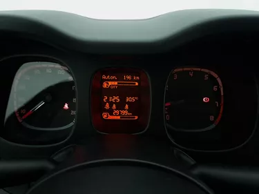 Fiat Panda Hybrid 1.0 Mild Hybrid 70CV Manuale Interni
