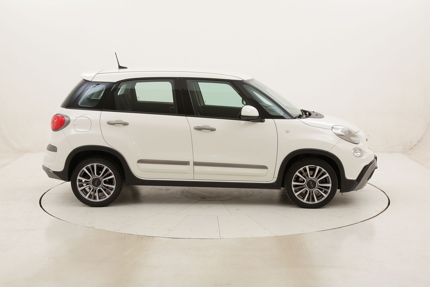 Fiat 500L Cross usata del 2017 con 80.615 km