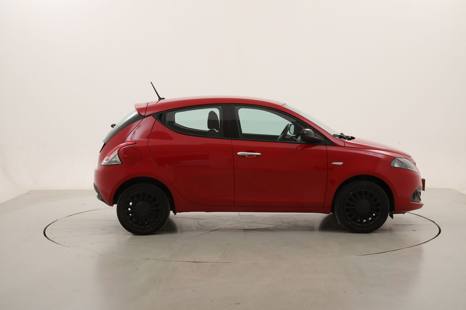 Lancia Ypsilon Silver usata del 2022 con 110.982 km
