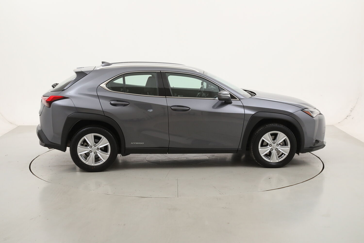 Lexus UX Hybrid Business usata del 2021 con 63.741 km
