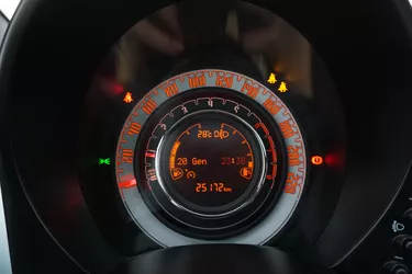 Fiat 500 Hybrid 1.0 Mild Hybrid 70CV Manuale Interni