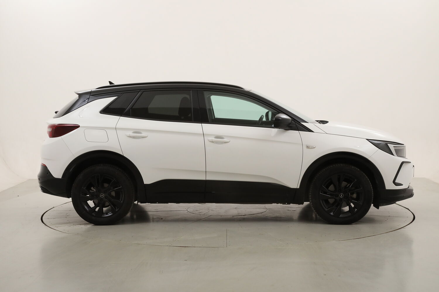 Opel Grandland GS Line aut. usata del 2022 con 125.451 km
