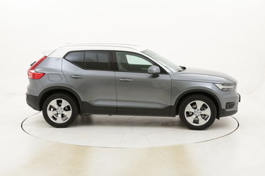 Volvo XC40 D4 Momentum AWD Geartronic usata del 2018 con 51.326 km
