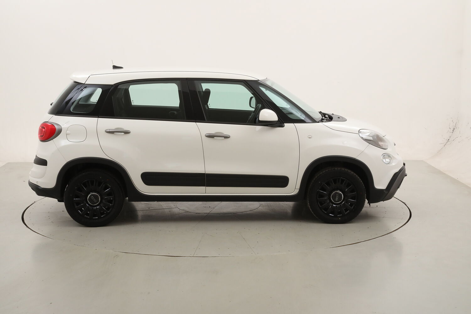 Fiat 500L Connect usata del 2021 con 129.062 km