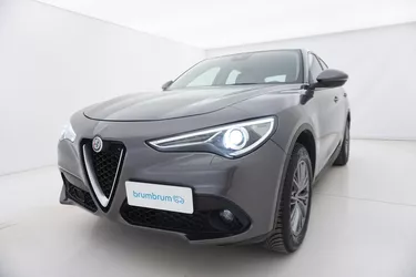 Alfa Romeo Stelvio Business Q4 AT8  2.1 Diesel 210CV Automatico Visione frontale