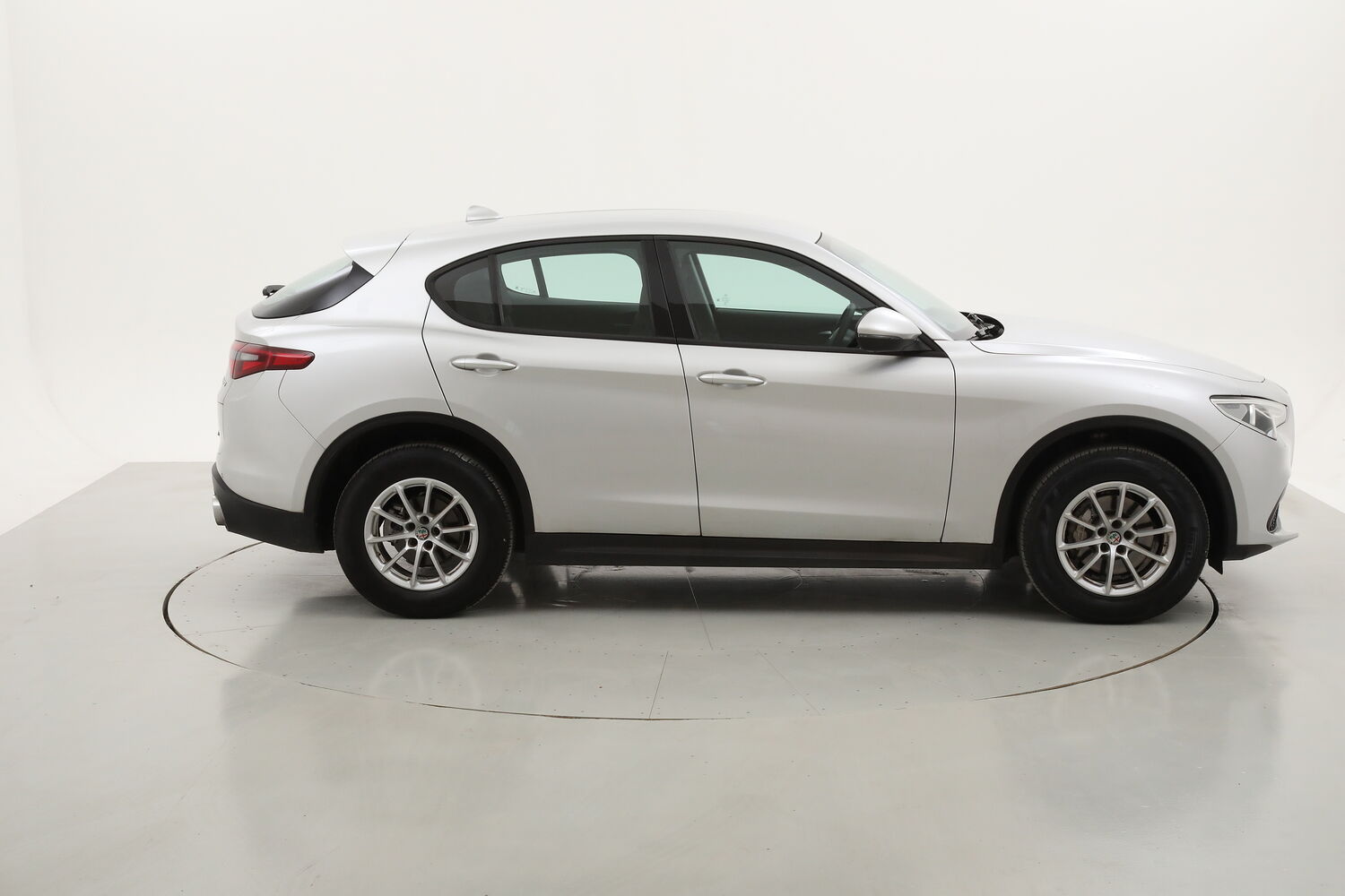 Alfa Romeo Stelvio Business Q4 AT8 usata del 2019 con 89.966 km