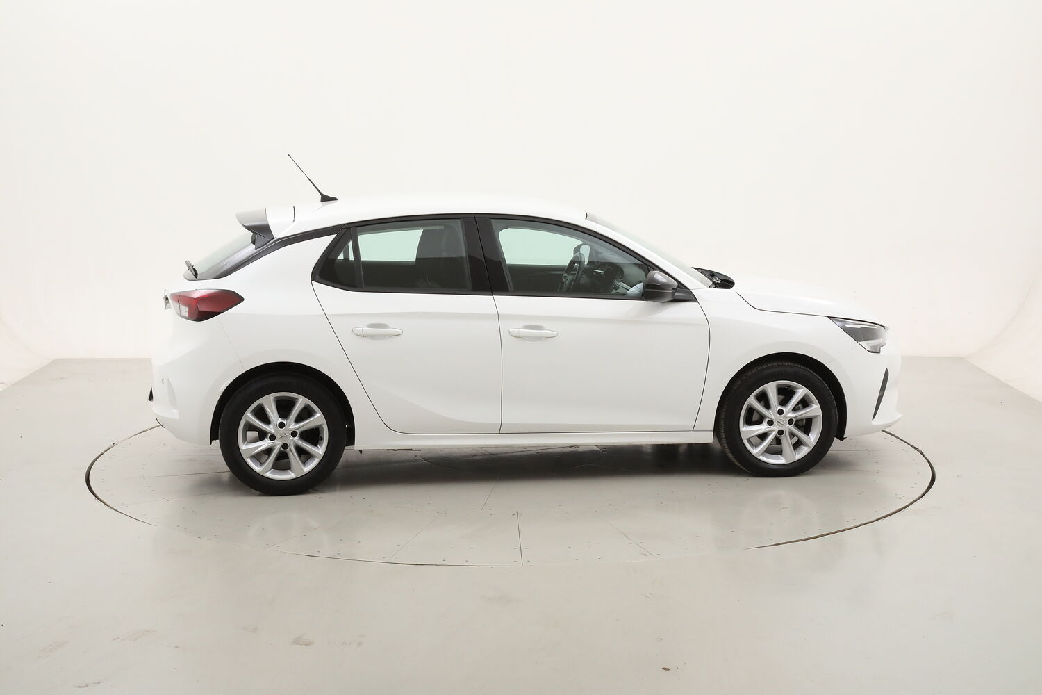 Opel Corsa Edition usata del 2022 con 22.690 km