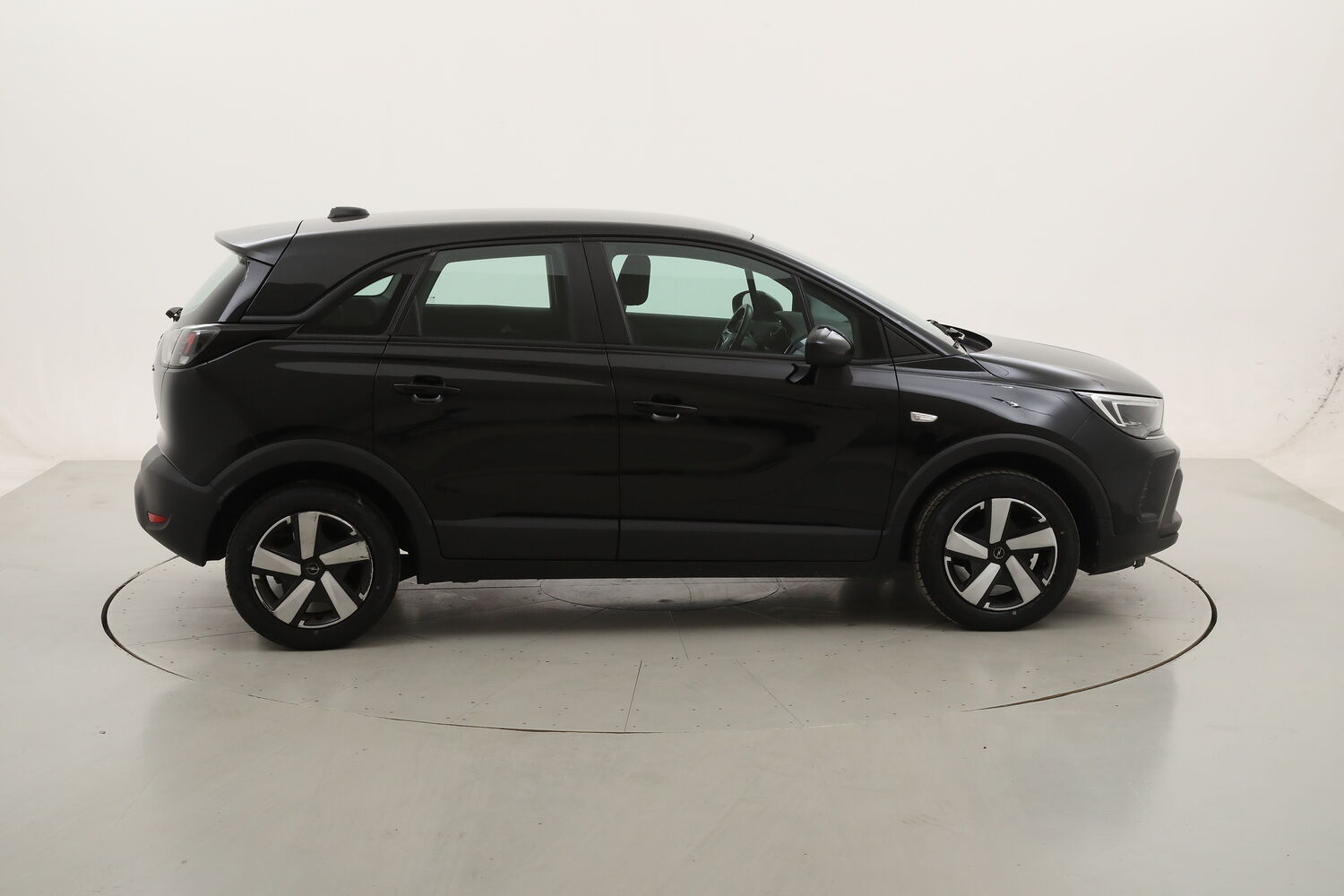 Opel Crossland Edition usata del 2021 con 92.716 km