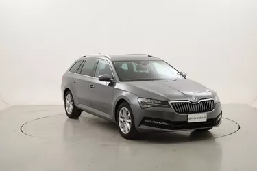 Skoda Superb Wagon Executive DSG 2.0 Diesel 150CV Automatico Skoda Superb Wagon Executive DSG 2.0 Diesel 150CV Automatico