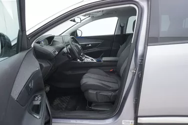 Peugeot 5008 Allure EAT8 1.5 Diesel 131CV Automatico Sedili