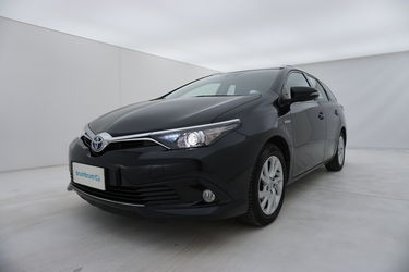 Toyota Auris Da un'altra prospettiva Toyota Auris Da un'altra prospettiva
