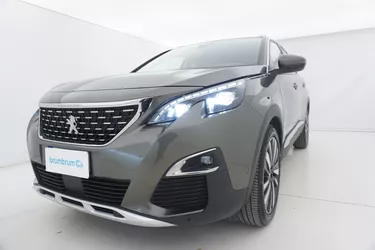 Peugeot 5008 Allure EAT8 - 7 posti 1.5 Diesel 131CV Automatico Visione frontale