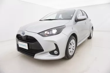 Toyota Yaris Hybrid Business 1.5 Full Hybrid 116CV Automatico Visione frontale