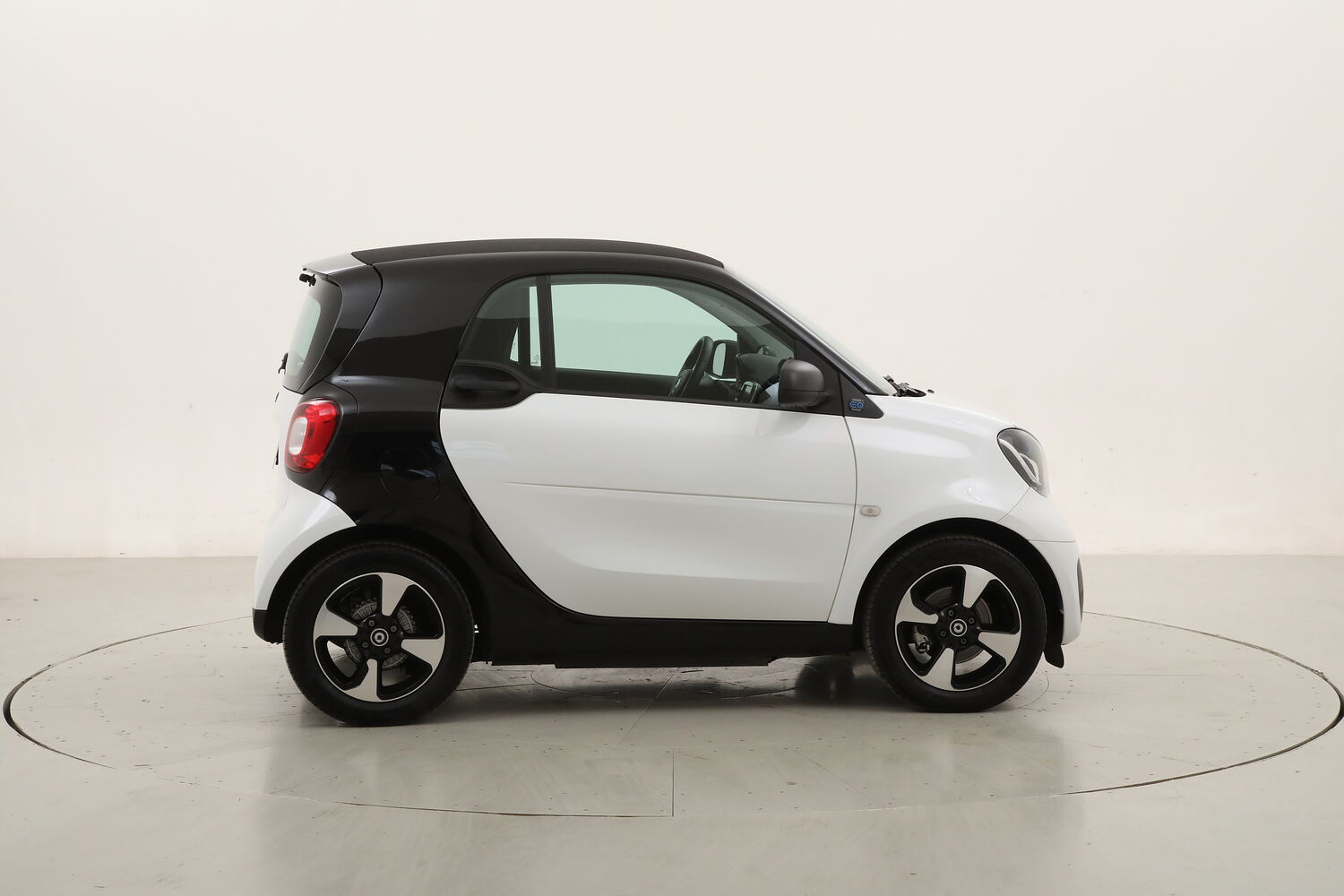 Smart Fortwo EQ Passion usata del 2022 con 23.235 km