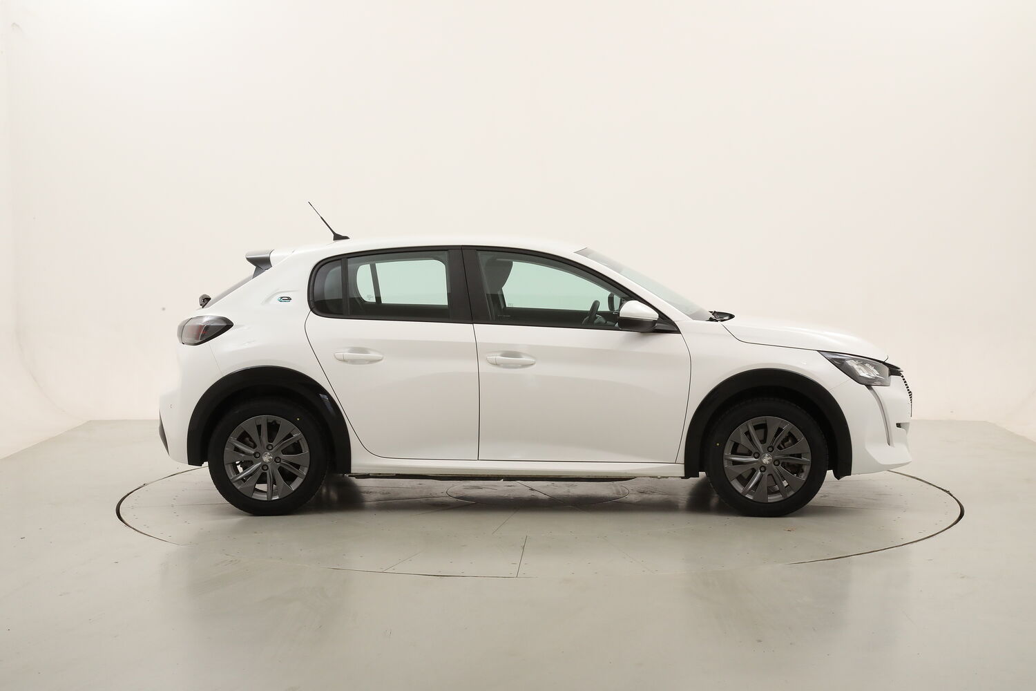 Peugeot 208 Active Pack usata del 2022 con 45.447 km