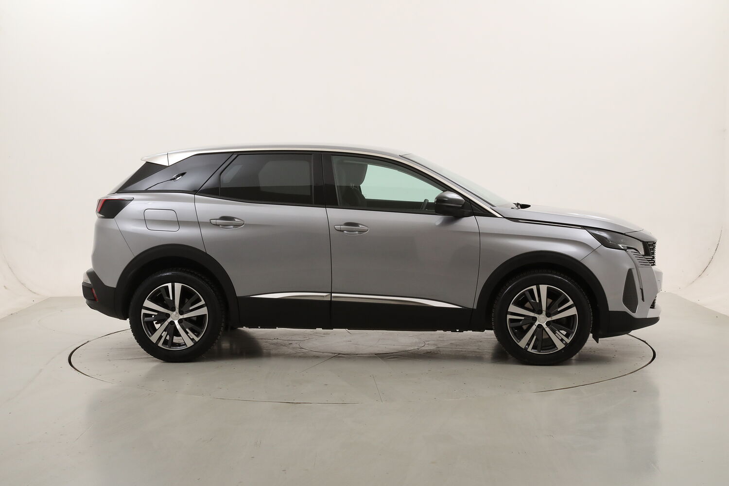 Peugeot 3008 Allure EAT8 usata del 2022 con 61.726 km