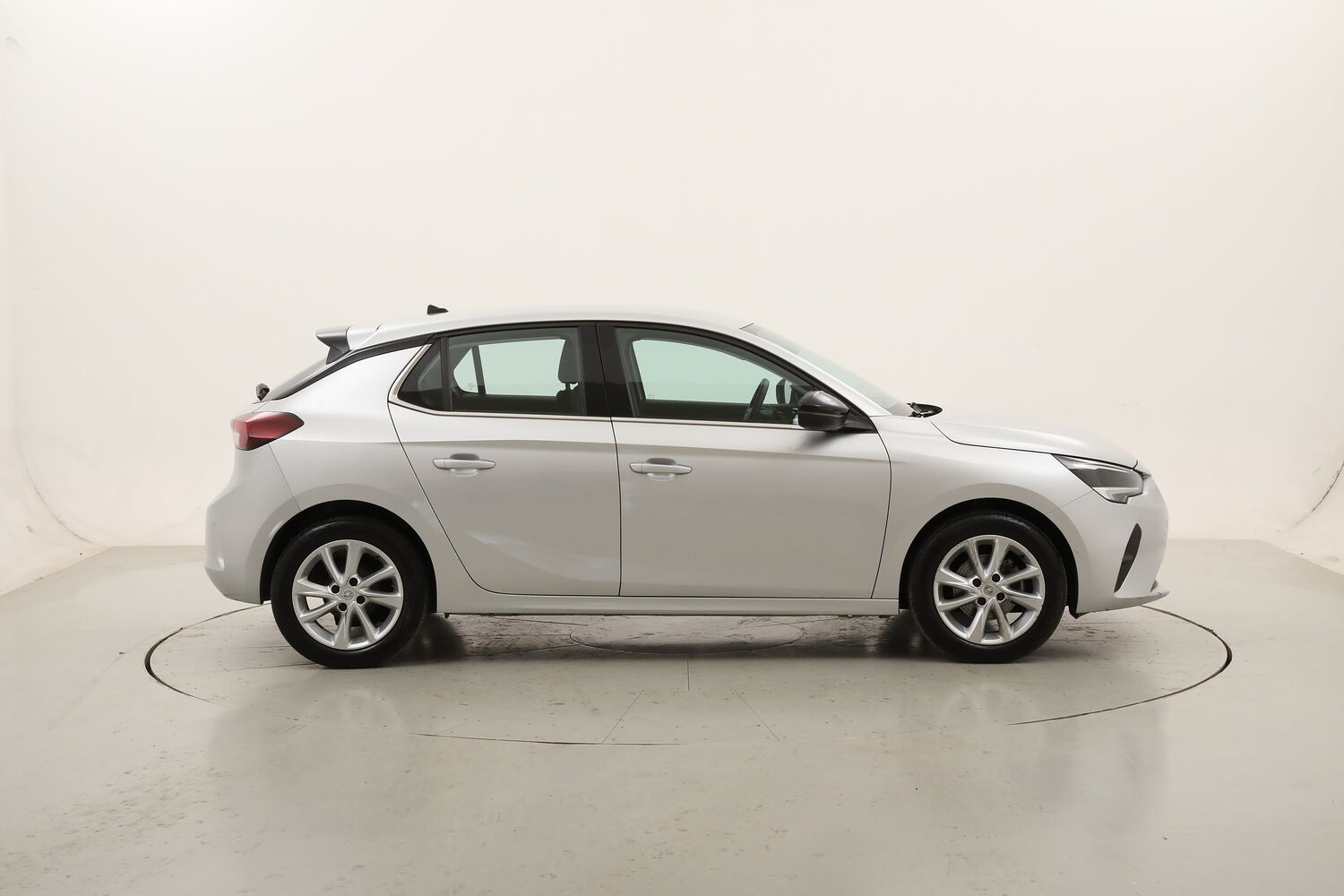 Opel Corsa Elegance usata del 2023 con 45.862 km