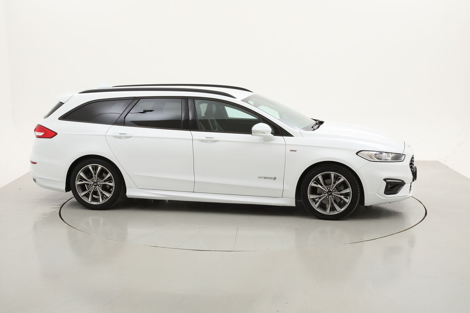 Ford Mondeo SW Hybrid ST-Line Business usata del 2020 con 70.751 km