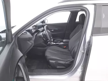Peugeot 2008 Allure Pack Elettrico 136CV Automatico Sedili