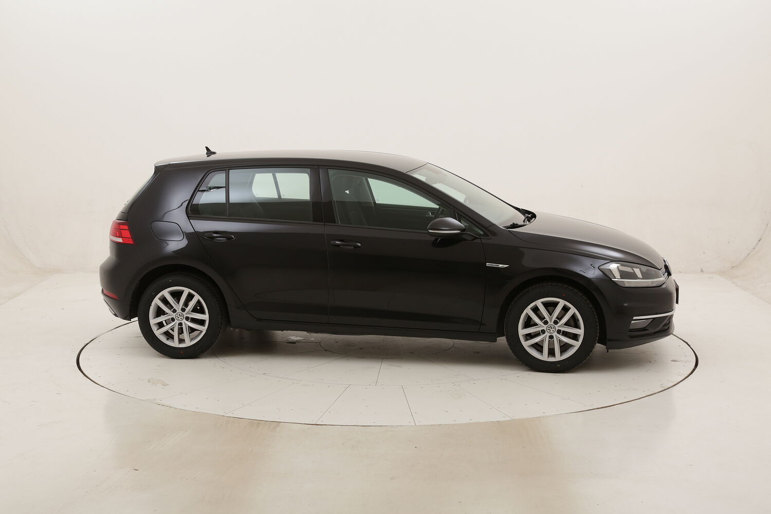 Volkswagen Golf TGI Business DSG - metano usata del 2019 con 55.696 km