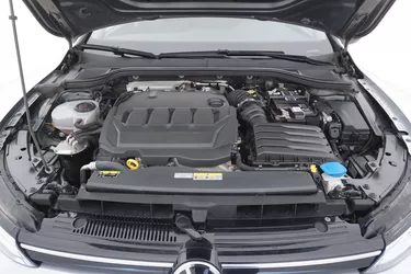 Volkswagen Golf Life DSG 2.0 Diesel 116CV Automatico Vano motore