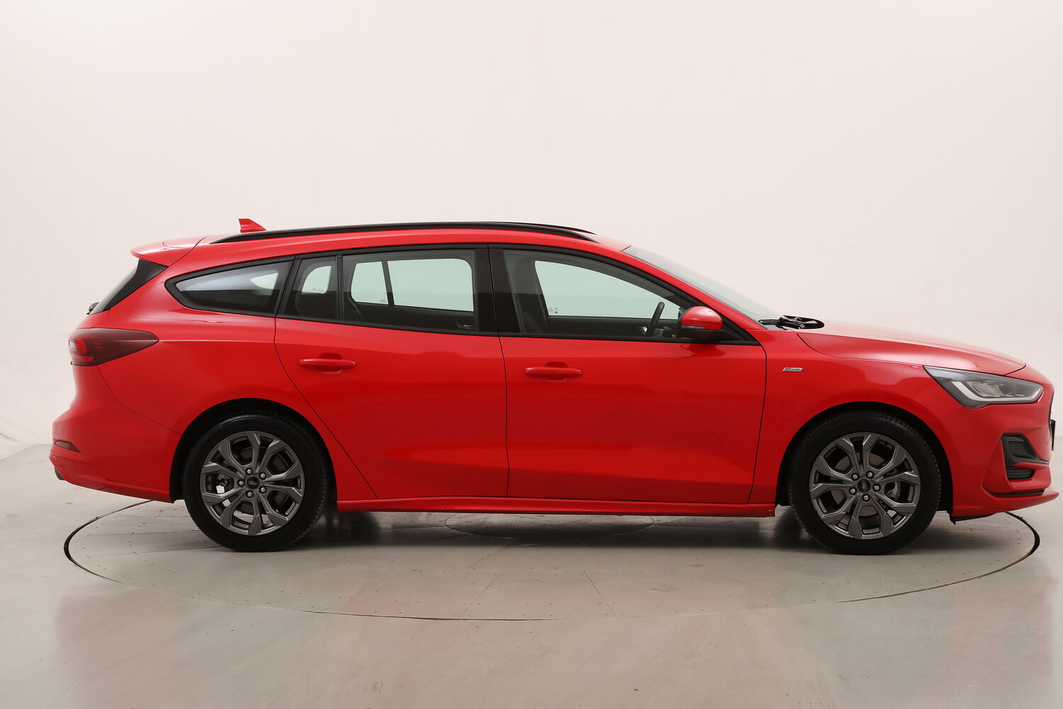 Ford Focus SW Hybrid ST-Line usata del 2023 con 58.875 km