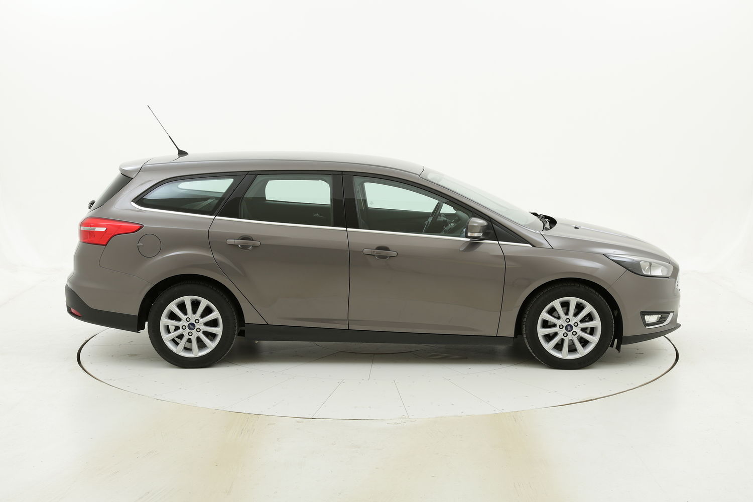 Ford Focus usata del 2016 con 115.210 km