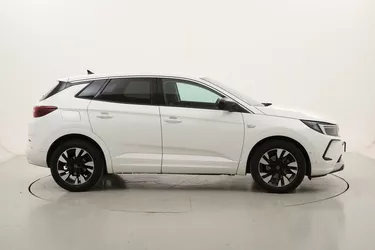 Opel Grandland Business Elegance AT8 1.5 Diesel 131CV Automatico