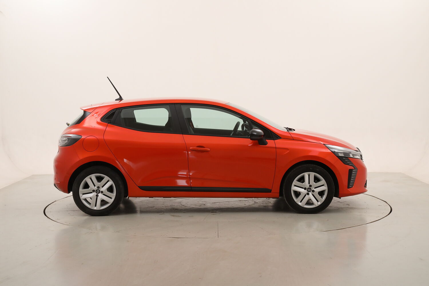 Renault Clio Evolution usata del 2025 con 43.454 km