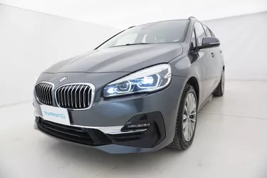 BMW Serie 2 Gran Tourer 220d Gran Tourer Luxury - 7 posti 2.0 Diesel 190CV Automatico Visione frontale