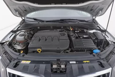 Skoda Octavia Wagon Executive 1.6 Diesel 116CV Manuale Vano motore