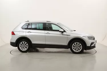 Volkswagen Tiguan Life DSG 2.0 Diesel 150CV Automatico Volkswagen Tiguan Life DSG 2.0 Diesel 150CV Automatico