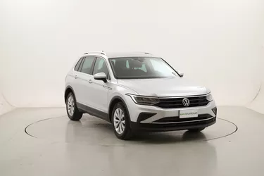 Volkswagen Tiguan Life DSG 2.0 Diesel 150CV Automatico Volkswagen Tiguan Life DSG 2.0 Diesel 150CV Automatico
