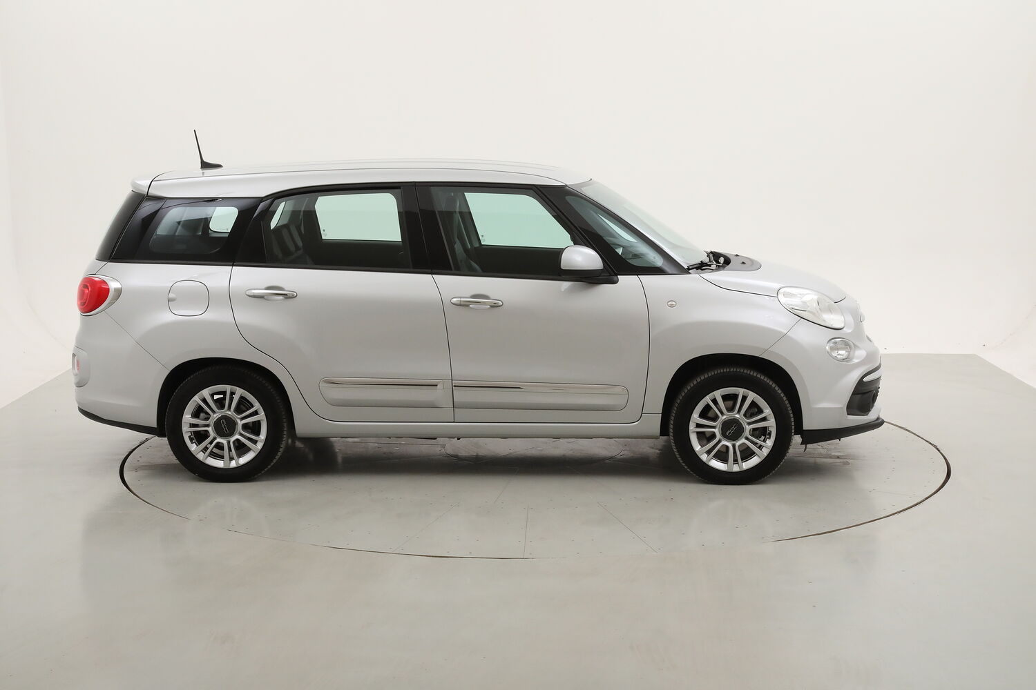 Fiat 500L Wagon Lounge usata del 2020 con 109.334 km