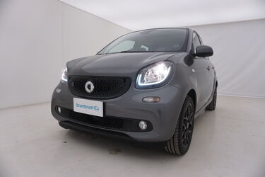 Visione frontale di Smart forfour