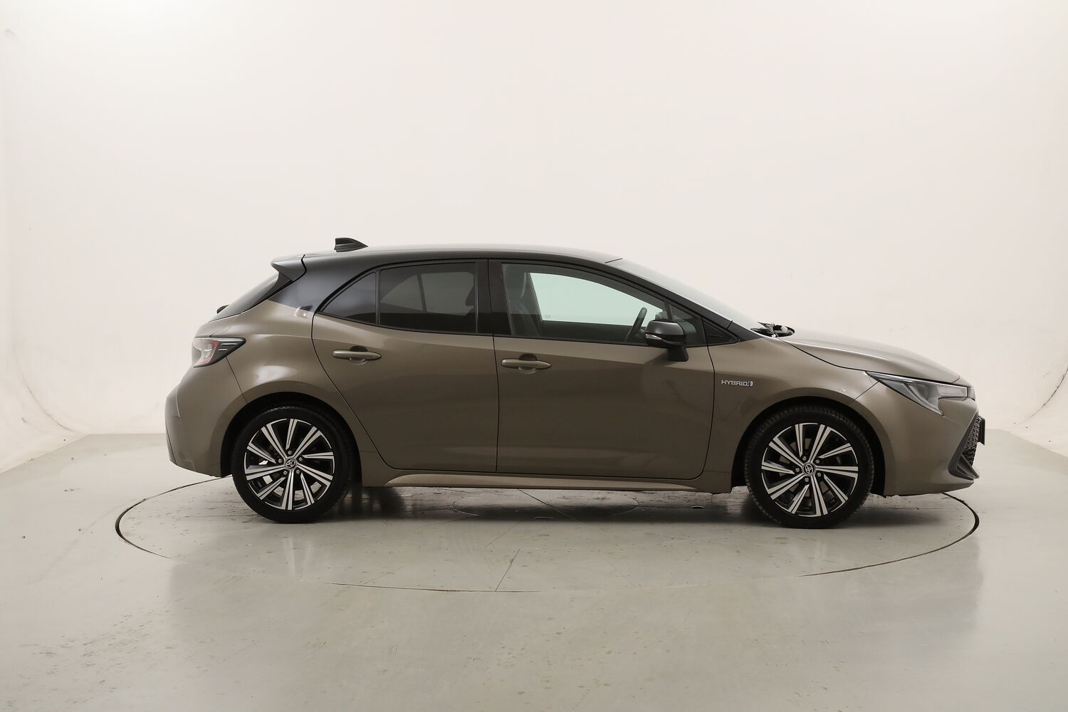 Toyota Corolla Hybrid Style usata del 2021 con 120.919 km