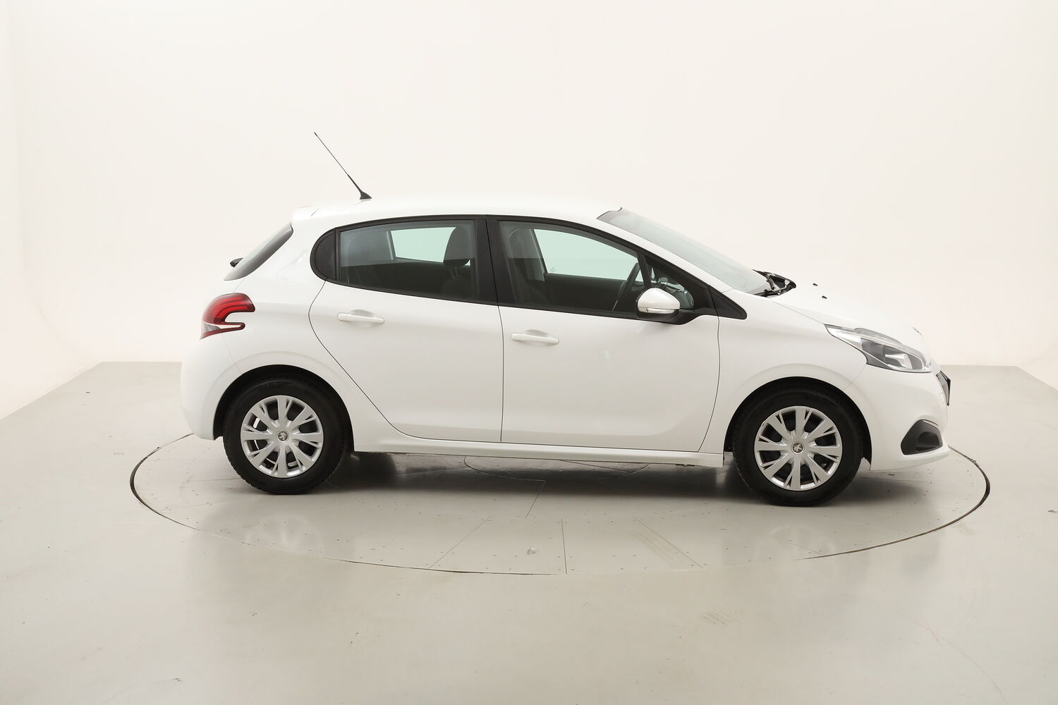 Peugeot 208 Active usata del 2017 con 42.765 km