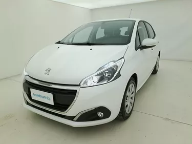 Peugeot 208 Active 1.6 Diesel 75CV Manuale Visione frontale