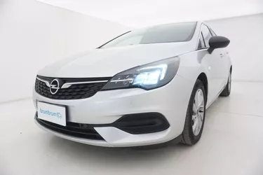 Opel Astra Business Elegance AT9 1.5 Diesel 122CV Automatico Visione frontale