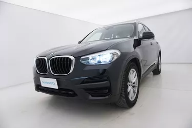 BMW X3 18d sDrive Business Advantage 2.0 Diesel 150CV Automatico Visione frontale